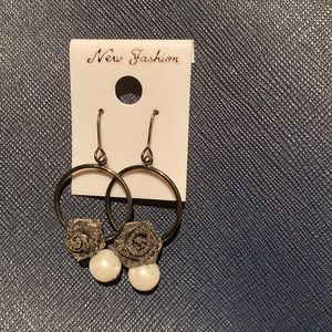 Flower Dangle Earrings